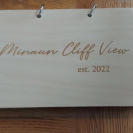 Apartamento Minaun Cliff View Keel  Exterior foto