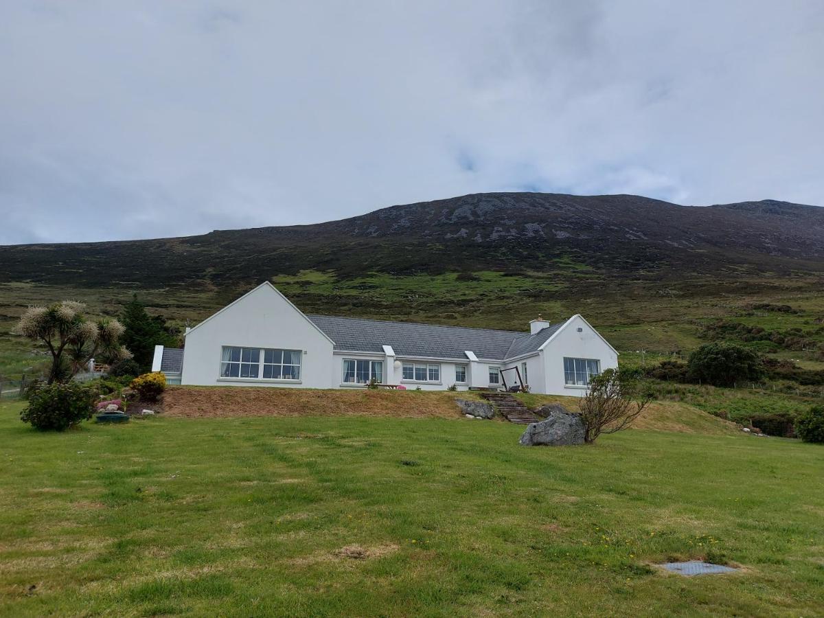 Apartamento Minaun Cliff View Keel  Exterior foto